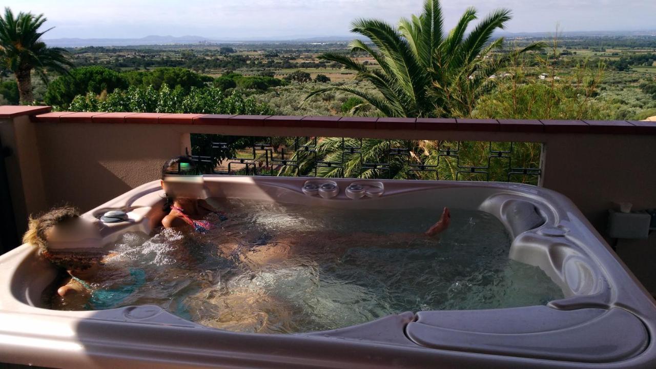 Suite & Spa Panoramic Olivars Pau Buitenkant foto